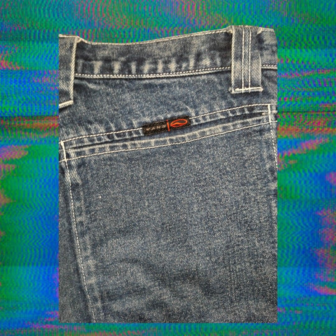 Vans Y2K Denim Jeans (Category: Jeans) located in Cavite. Submitted by cuntfuckingdoit (Listing ID 1469904780, Image 3). Description: Vans Y2K Denim Jeans •₱300 + SF (JNT) (Gcash/Paymaya) •w: 32 l: 40 leg hole: 9 •issue/s: kita na sa pics, sira zipper, frayed hem and back pocket •meetup: around dasma • color may vary due to lighting.