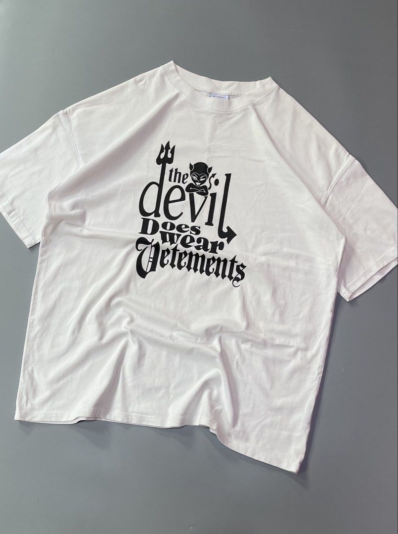 vetements shirt (Category: Formal Shirts) located in Compostela. Submitted by source_20 (Listing ID 1469890964, Image 2). Description: VETEMENTS SHIRT LIMITED EDITION SMALL ON TAG PERO OVERSIZE SEE EACH PICTURE FOR DIMES NO ISSUE❌ 📍DAVAO DE ORO CAN SHIP VIA JNT .