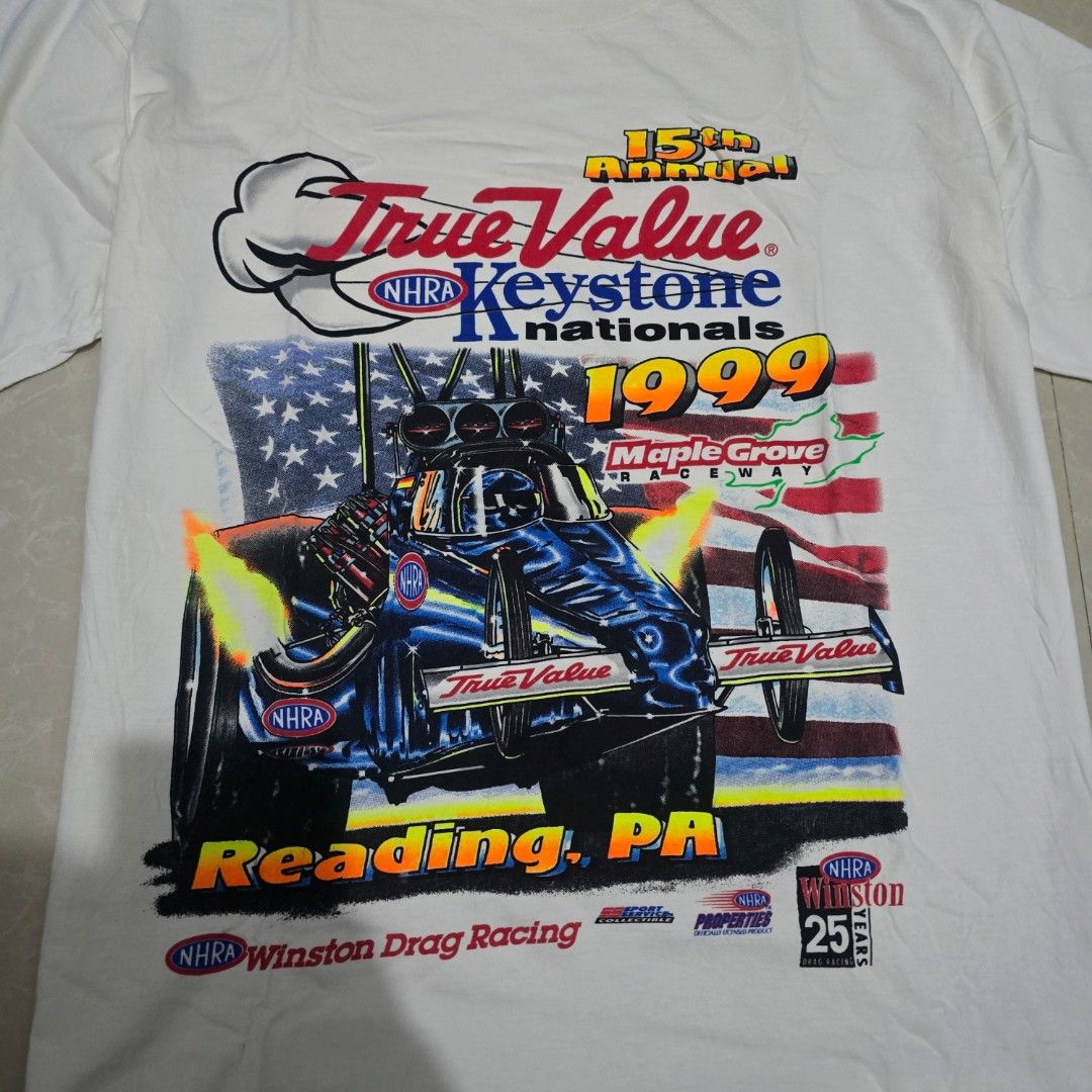 Vintage 90's Racing Tee (Category: Tshirts & Polo Shirts ) located in El Nido. Submitted by marco.tandoc (Listing ID 1469907361, Image 2). Description: size: Large width: 21 length: 28 no issue.