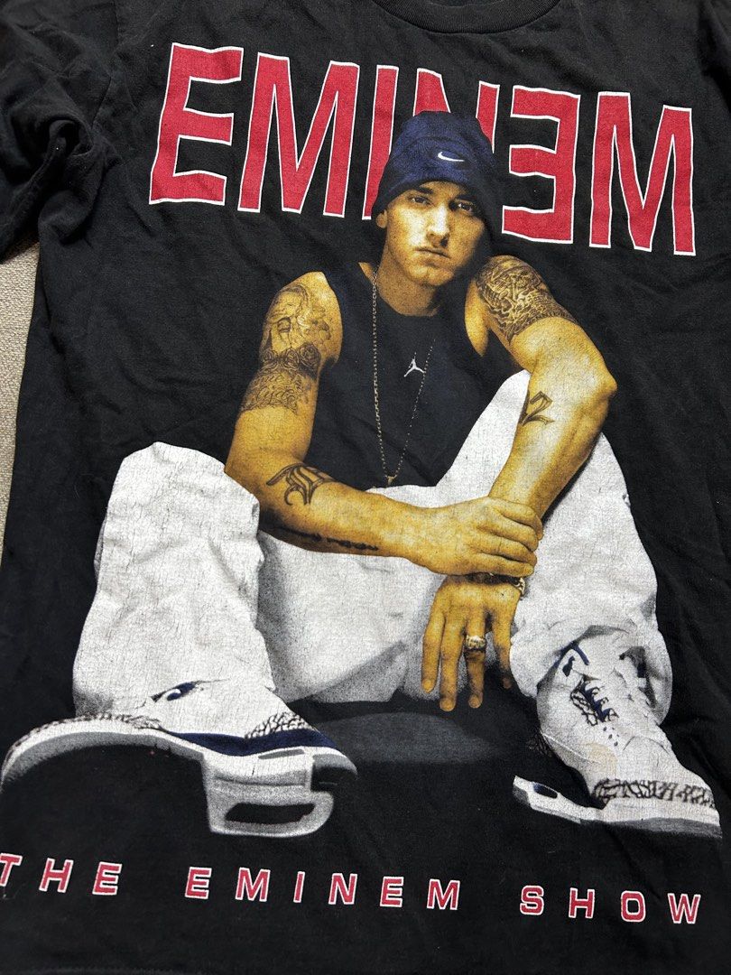 Vintage Eminem Tee (Category: Tshirts & Polo Shirts ) located in Aurora. Submitted by snoworiontwinkle_08 (Listing ID 1469859097, Image 2). Description: 20x28 Maganda Fresh from the bale Dm me.