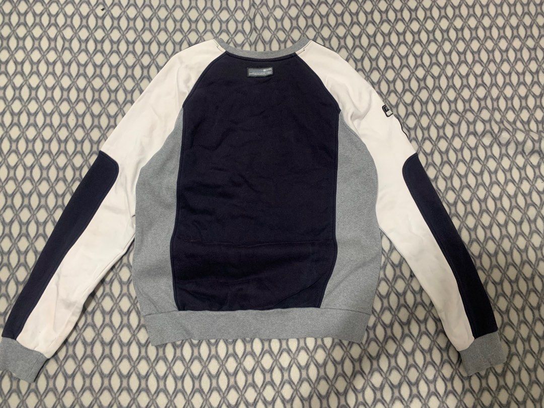 vintage EXR Progressive color-block sweatshirt (Category: Coats, Jackets and Outerwear) located in General Santos City (Dadiangas). Submitted by sagyourpantss (Listing ID 1469772478, Image 2). Description: Measurements(Inches) Length-25 Width-20 Payment First via Gcash Courier-J&T All prices are negotiable .