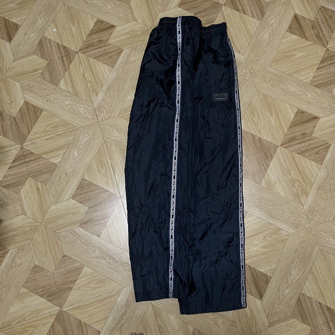 Vintage Fila Track Pants (Category: Activewear) located in Cavite. Submitted by sacmaestro444 (Listing ID 1469893409, Image 3). Description: JL (Japanese Large) size excellent condition no flaws good asnew.