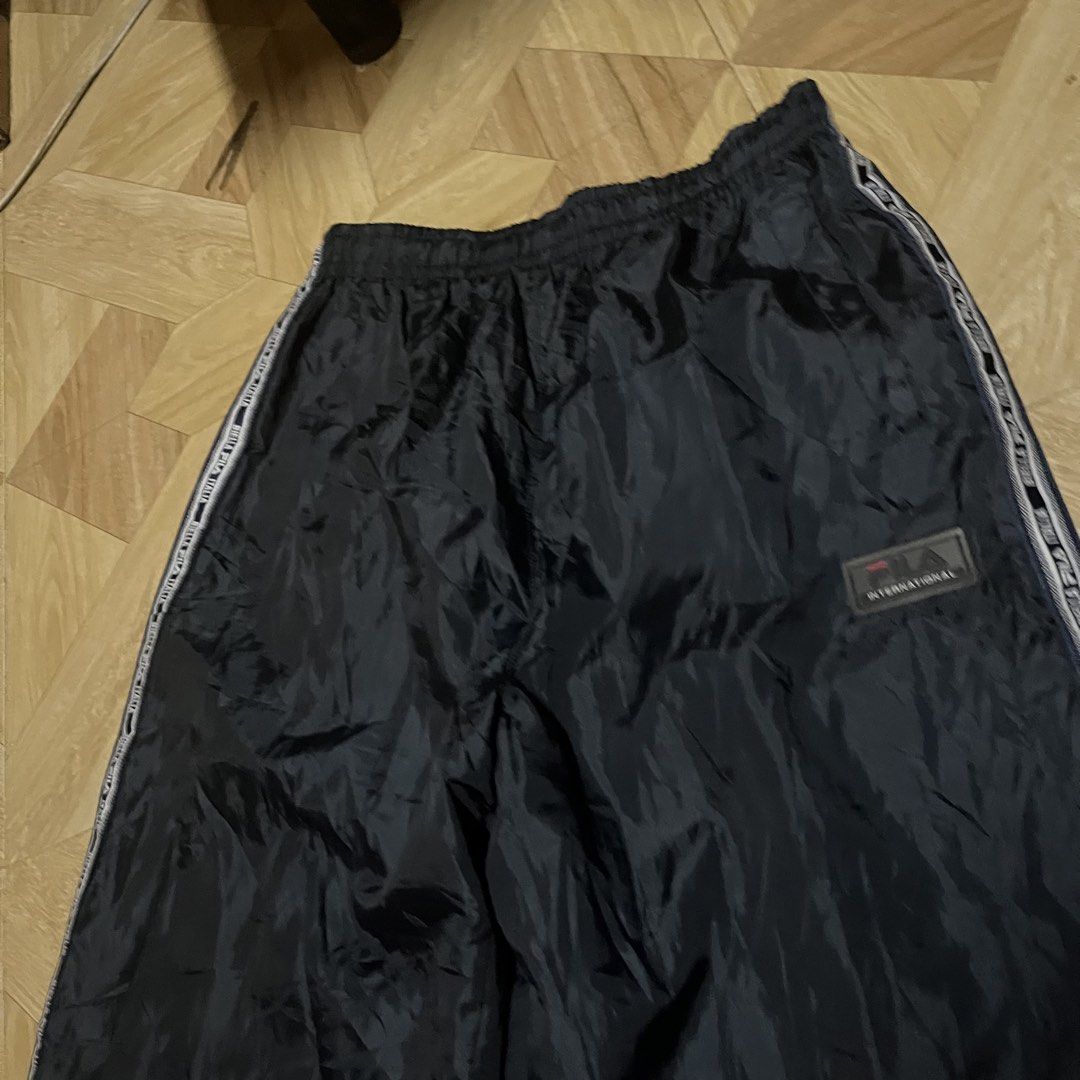 Vintage Fila Track Pants (Category: Activewear) located in Cavite. Submitted by sacmaestro444 (Listing ID 1469893409, Image 2). Description: JL (Japanese Large) size excellent condition no flaws good asnew.