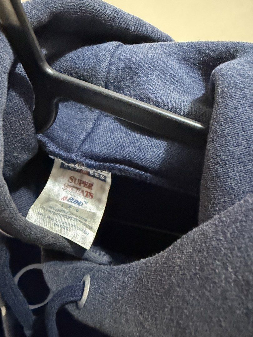 Vintage jacket (Category: Coats, Jackets and Outerwear) located in San Juan City. Submitted by royceee (Listing ID 1469761119, Image 2). Description: .