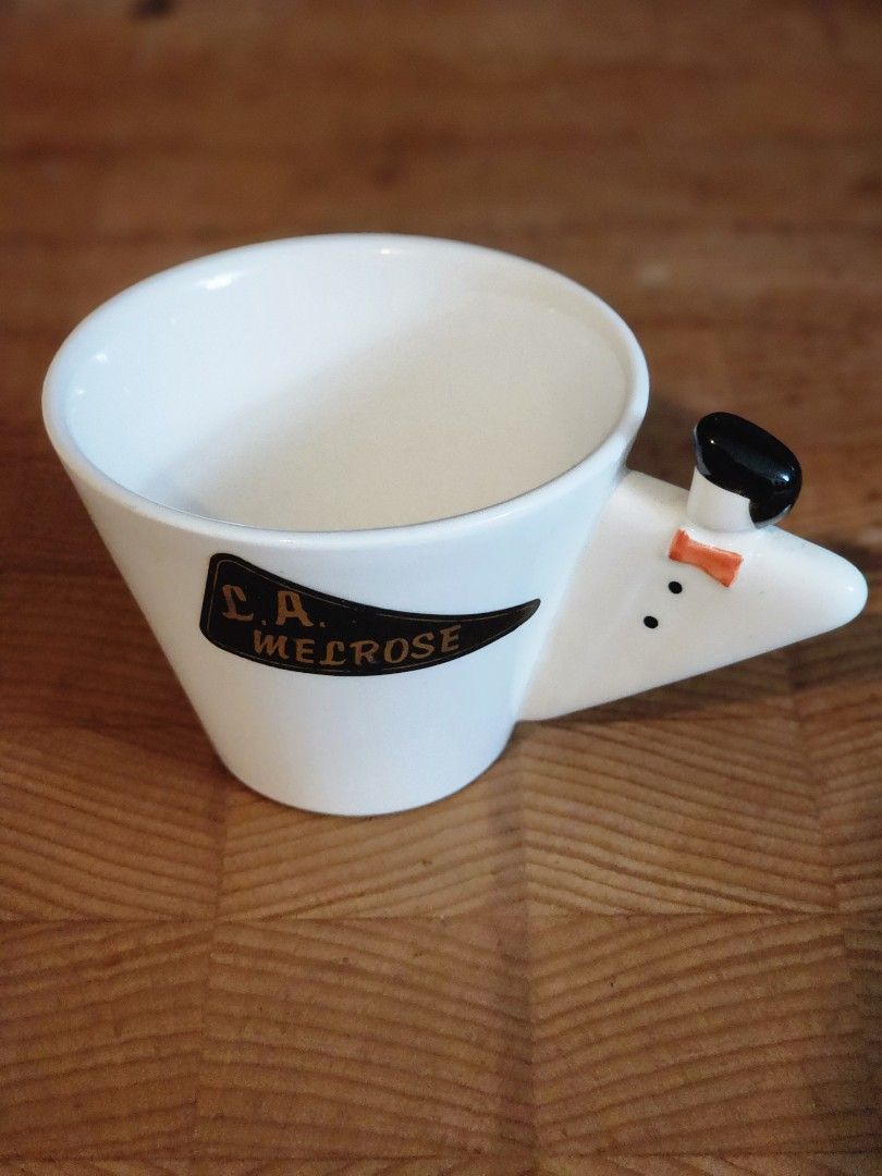 Vintage L.A. Melrose Waiter Head Handle Cup (Category: Vintage Collectibles) located in Binan City. Submitted by dottienook (Listing ID 1469921276, Image 1). Description: Vintage L.A. Melrose Waiter/Head Handle Cup sf at buyers expense.