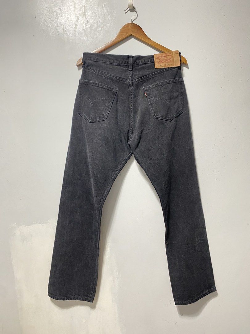 Vintage Levis 501 Button Fly Jeans (Category: Jeans) located in Dumaguete. Submitted by hippiyippe (Listing ID 1469865251, Image 1). Description: Deadstock condition.