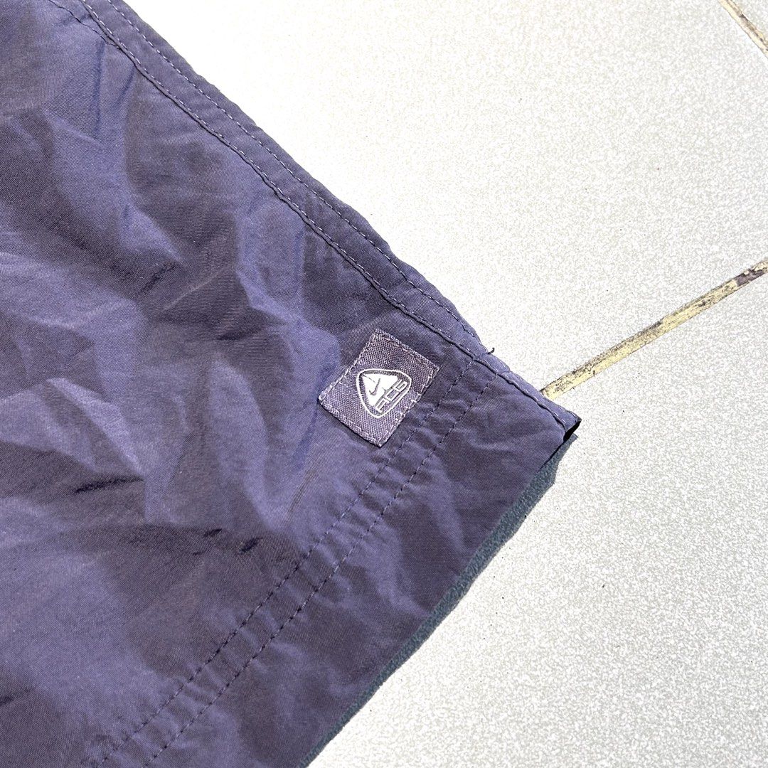 Vintage Nike ACG Shorts (Category: Shorts) located in Angeles City. Submitted by 5am.collective (Listing ID 1469782442, Image 2). Description: Vintage Nike ACG Shorts In Dark Gray Dimensions: 30-38/18/12 (Medium-Large) As New Condition💙 -has a mesh lining inside -missing puller on back povket PHP 1499 Only or Best Offer🏷️ 5AM Collective .