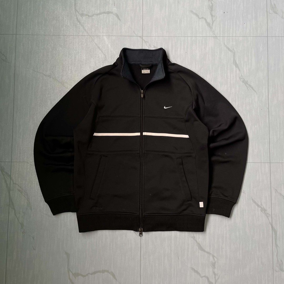 Vintage nike track jacket (Category: Coats, Jackets and Outerwear) located in Cavite. Submitted by arthriftofficial. (Listing ID 1469802422, Image 1). Description: .