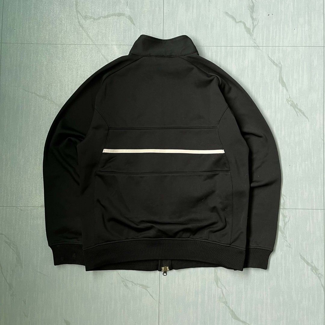 Vintage nike track jacket (Category: Coats, Jackets and Outerwear) located in Cavite. Submitted by arthriftofficial. (Listing ID 1469802422, Image 2). Description: .