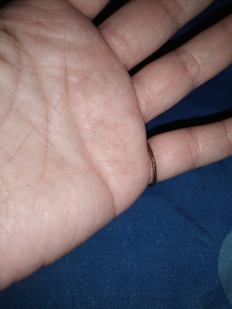 Vintage pointy ring size 7 (Category: Rings) located in Quezon City. Submitted by eidorableshop (Listing ID 1469771703, Image 3). Description: .