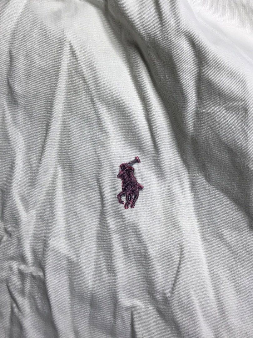 Vintage Polo Ralph Lauren button-down (Category: Formal Shirts) located in Taguig. Submitted by amboyfiggah (Listing ID 1469778883, Image 3). Description: Vintage Polo Ralph Lauren button-down XL on tag Best fit to medium W: 20.8 L: 26.5 Excellent condition Color: White Need wash No issue ₱ 850.