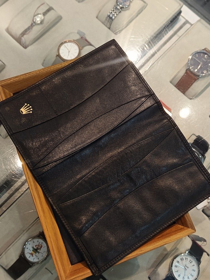 Vintage Rolex wallet (Category: Wallets & Card Holders) located in Quezon City. Submitted by cyrus_0918.sept (Listing ID 1469809893, Image 1). Description: .