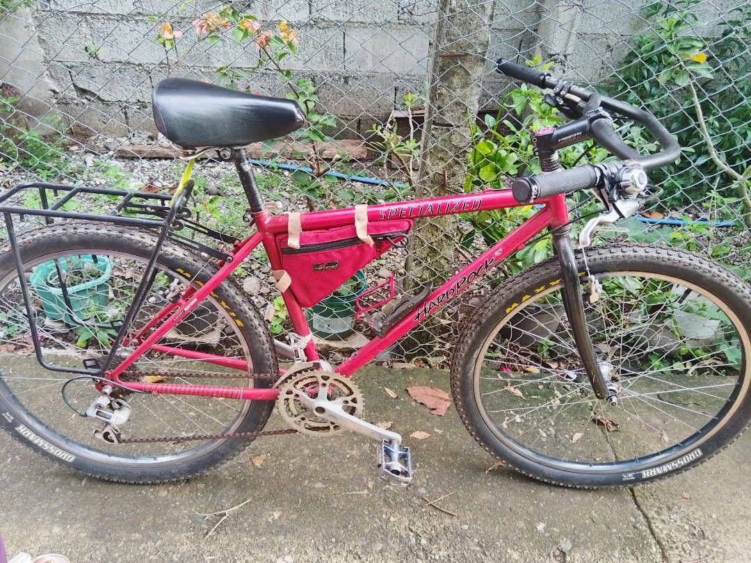 Vintage Specilized Hardrocks fs (Category: Bicycles) located in Manila. Submitted by fiercecrystal-6ede (Listing ID 1469859351, Image 1). Description: for sale specialized hardrock fs needs restoration running condition no stuck parts calamba laguna location can ship via lalamove nearby cities.