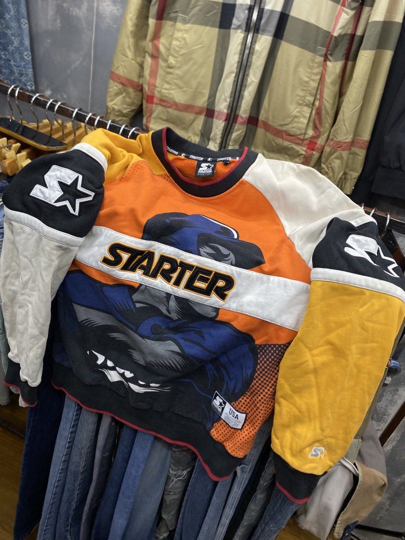 Vintage starter (Category: Activewear) located in Manila. Submitted by freshfindresale (Listing ID 1469847389, Image 1). Description: Size large (22.5/27.5) Very good condition 1pinhole.