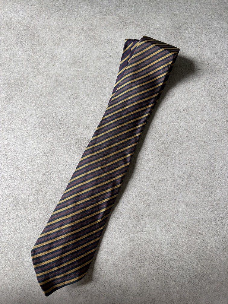 Violet Striped Necktie (Category: Ties) located in Pasig City. Submitted by chamoisee (Listing ID 1469814159, Image 1). Description: .