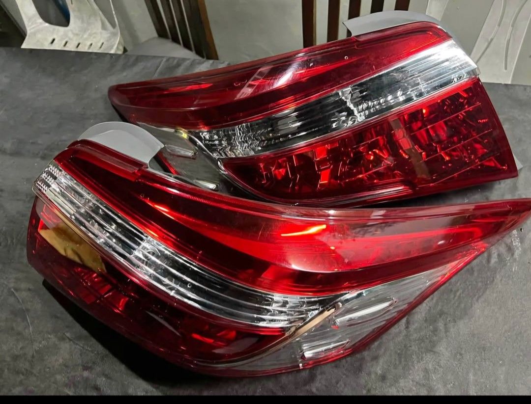 VIOS Gen 3 Right side taillight original (Category: Lightings, Horns, and other Electrical Parts and Accessories) located in Manila. Submitted by reloj (Listing ID 1469838010, Image 1). Description: Right side Taillight for Vios Gen 3 in very good condition.