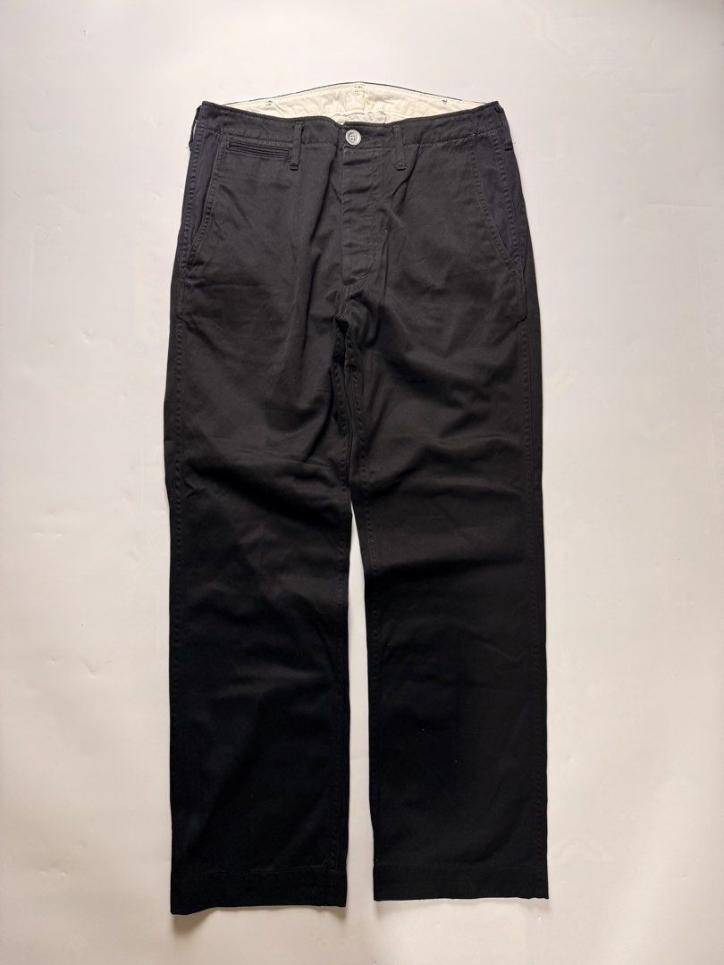 Visvim Broader Chino black (Category: Chinos) located in Manila. Submitted by store6020 (Listing ID 1469920834, Image 1). Description: Visvim Broader Chino pants New wide straight chinos made from original super long cotton fabric. The silhouette with a relaxed fitting feels like visvim, but the ease of wearing it is one of its charms. A seasonal outfit, including a single wash processing feel. visvim is a Japanese luxury menswear brand founded i