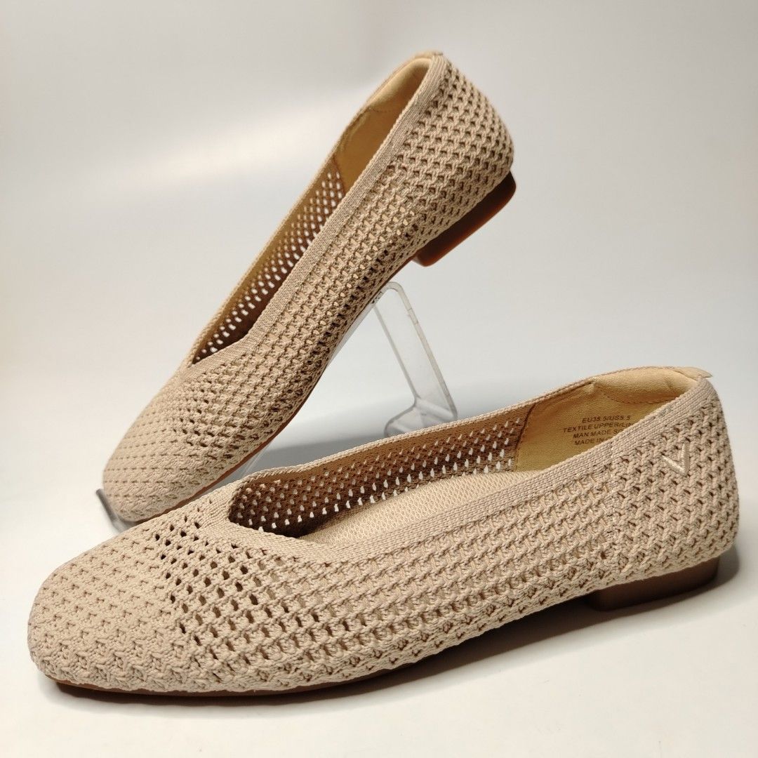 Vivaia Flats dollshoes (Category: Flats & Sandals) located in San Carlos. Submitted by fashiondesancarlos05 (Listing ID 1469774341, Image 1). Description: Size 35.5.