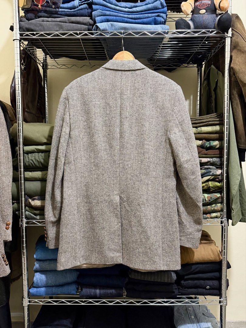 Vtg. 80s David Hunter Tweed Coat (Category: Coats, Jackets and Outerwear) located in Dinalupihan. Submitted by brokencasket (Listing ID 1469917482, Image 2). Description: Vtg. 80s David Hunter Tweed Coat Size 42 on tag. Measurements on photo. Model Height 5’8.