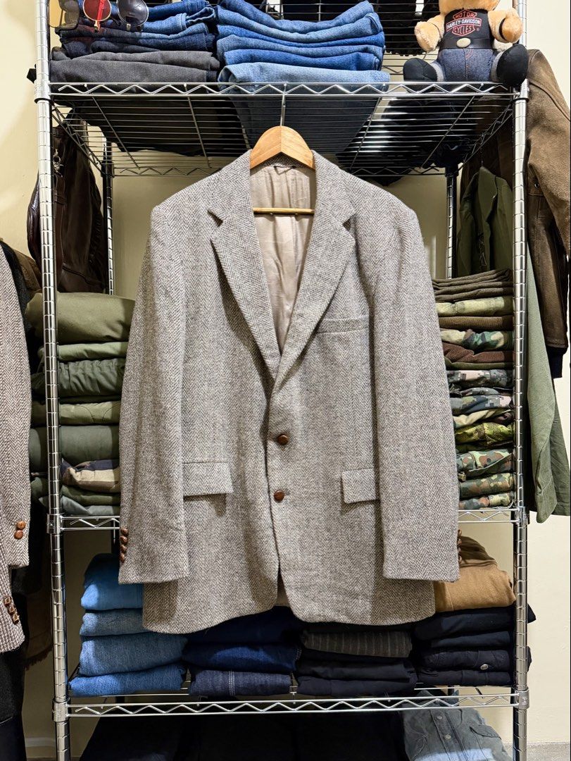 Vtg. 80s David Hunter Tweed Coat (Category: Coats, Jackets and Outerwear) located in Dinalupihan. Submitted by brokencasket (Listing ID 1469917482, Image 1). Description: Vtg. 80s David Hunter Tweed Coat Size 42 on tag. Measurements on photo. Model Height 5’8.