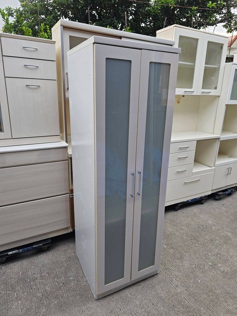 Wardrobe Cabinet (Glossy) ‼️ (Category: Shelves, Cabinets & Racks) located in Quezon City. Submitted by ledamadel (Listing ID 1469841179, Image 3). Description: Wardrobe Cabinet (Glossy) ‼️SALE ₱5800‼️ ✔️L-24 H-71 W-22.5 Inches 📐 ✔2 Door and Shelf 🗄 ✔️Compress and Plywood Back 🪵 ✔Scratches As-is! 👌 Location: 40 Aplaya St Napocor Vill. Tandang Sora Quezon City. For inquiry please Pm us or Call. 09066885859 Please like our page thanks! 👇👇👇👇