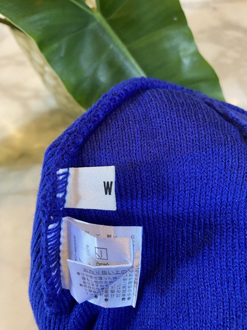 WEGO Japan beanie or bonnet (Category: Hats & Beanies) located in Makati City. Submitted by indaysukaycloset (Listing ID 1469812447, Image 3). Description: WEGO Japan Beanie - SOAR Graffiti Embroidery - Royal Blue - Unisex Streetwear Bonnet DETAILS: Brand: WEGO - Original Japan Streetwear Brand - WEGO F Size Design: SOAR - Red Graffiti Embroidered Logo (with white outline) Color: Royal Blue / Electric Blue Material: 100% Acrylic - thick, warm, st