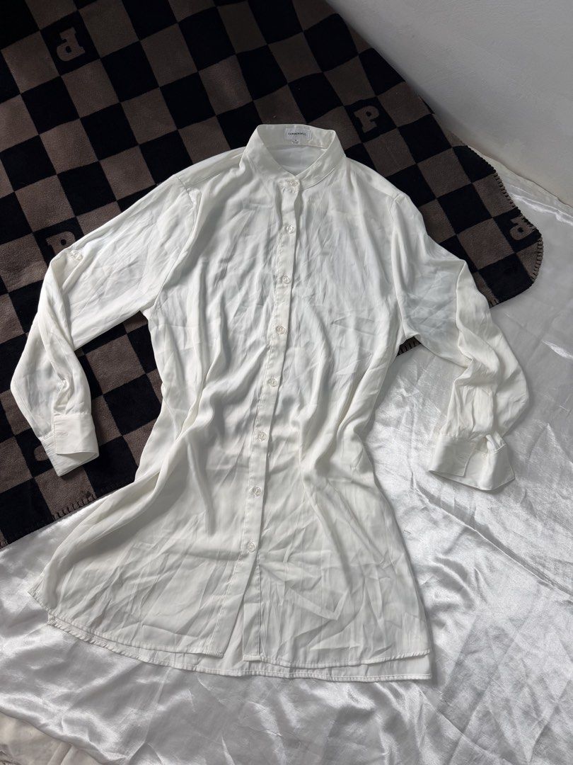 white button-down long-sleeve polo dress (SUMMERSALT) (Category: Longsleeves) located in Bulacan. Submitted by byppishh__ (Listing ID 1469838501, Image 1). Description: Size: Medium Width: 21” Length: 36” Sleeve: 23.5” Like new, in excellent condition Hq fabric! and smooth sa skinn US SOURCED 🔖350 ONLY.