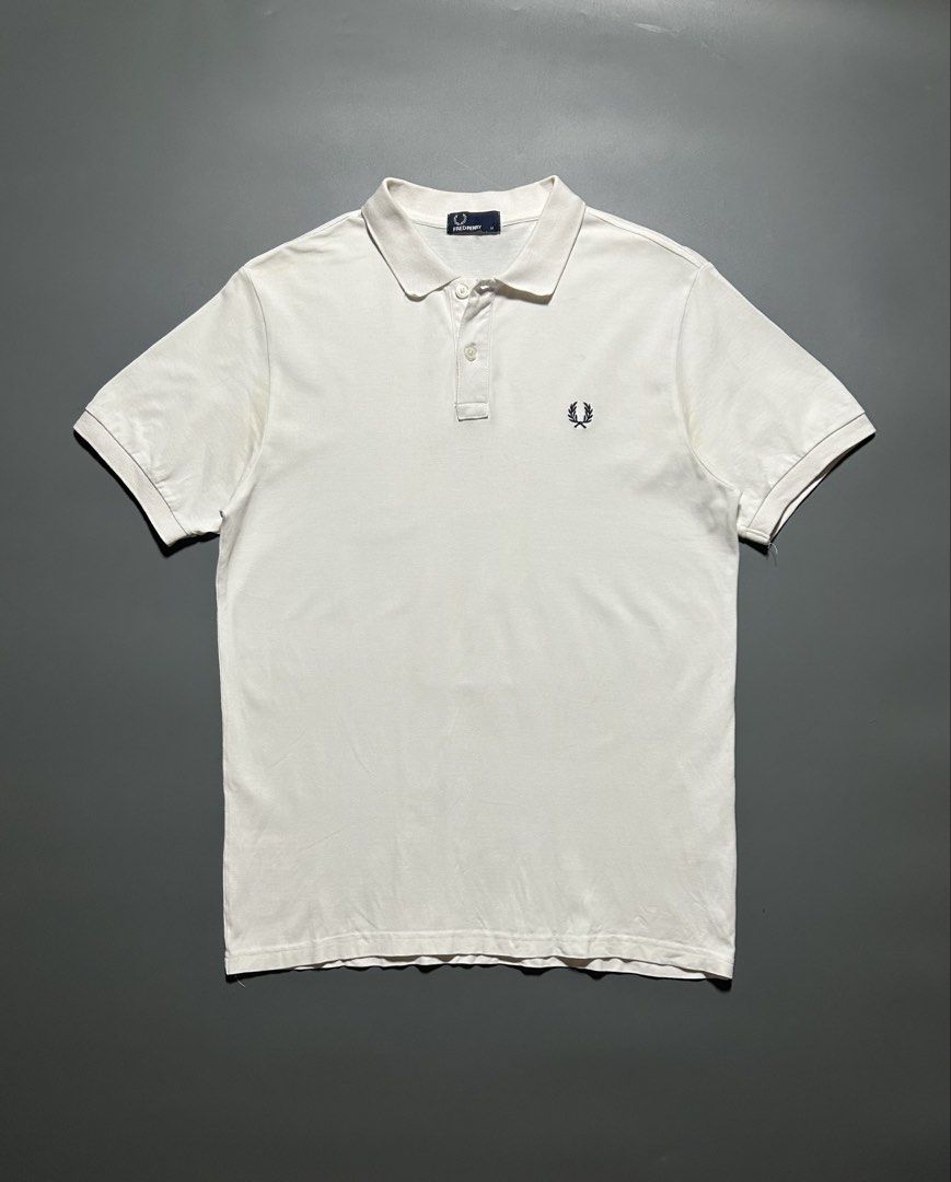 White Fred Perry Polo Shirt (Category: Tshirts & Polo Shirts ) located in Manila. Submitted by tnt_wrldwide (Listing ID 1469934410, Image 1). Description: .