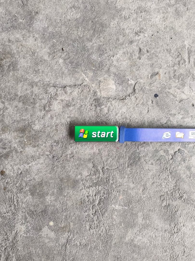 Windows XP Belt (Category: Character Goods) located in Cavite. Submitted by benta.ni.jm (Listing ID 1469879279, Image 2). Description: • Windows XP Belt • Y2K Style Belt • Strictly payment first, no down payment • Pre-order ETA: 7-10 days 📩📩📩.