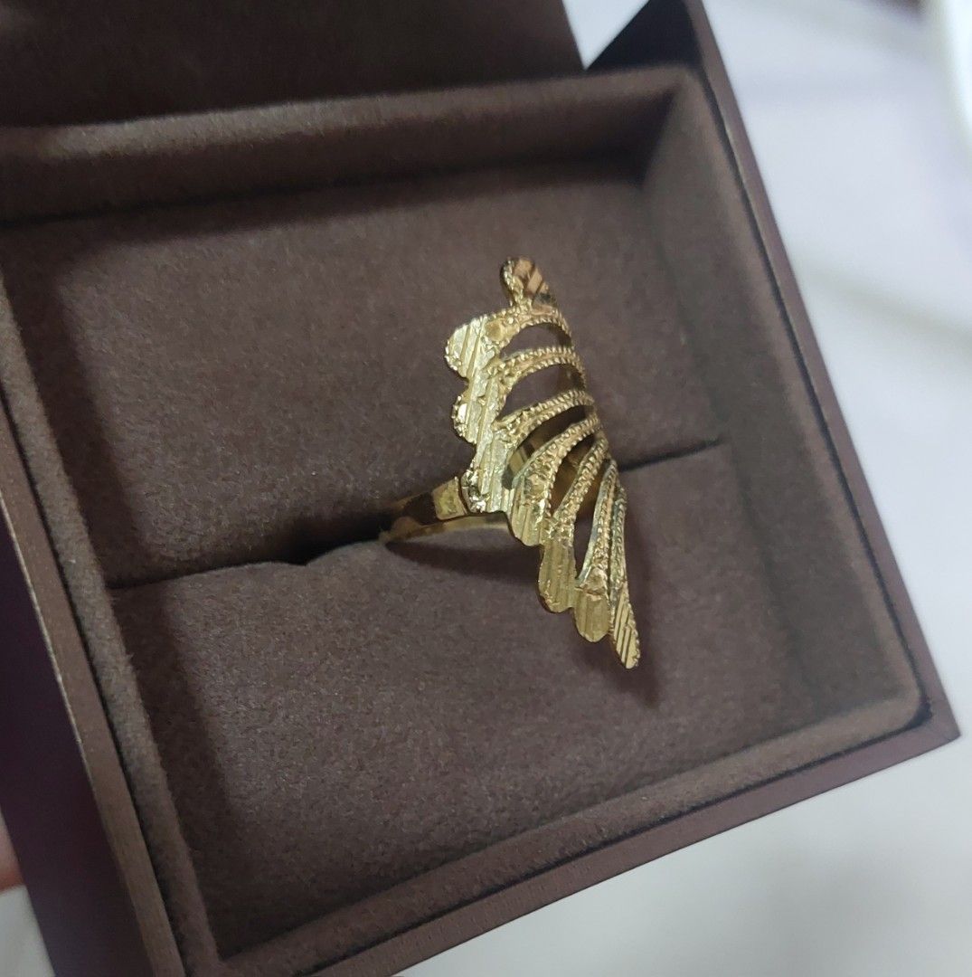 Wing design gold plated ring (Category: Rings) located in Camaligan. Submitted by timeless-trinkets (Listing ID 1469886344, Image 3). Description: .