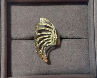 (Category: ) located in . Submitted by timeless-trinkets (Listing ID 1469886344, Image 1). Description: .
