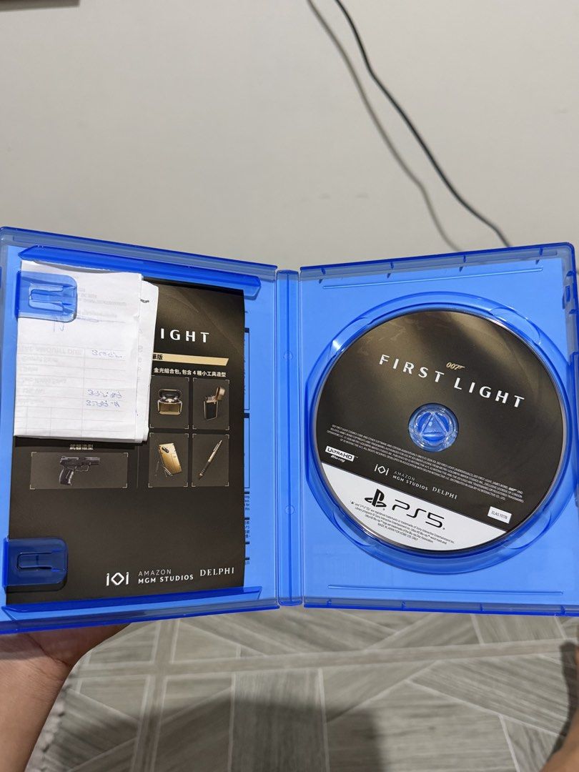Wolverine and 007 first light. (Category: PlayStation) located in Mandaluyong City. Submitted by choloooo (Listing ID 1469880687, Image 3). Description: 1)Wolverine used like new and used code-2,500. 2)007 first light used like new and used code-3,000. Loc- san andres bukid manila..