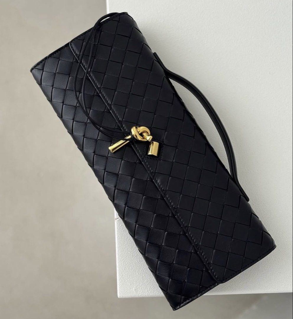 Woven Bag (Category: Clutches) located in Valenzuela. Submitted by ell.cie (Listing ID 1469909389, Image 1). Description: Copy Good Quality ETA OCT 31 2026.
