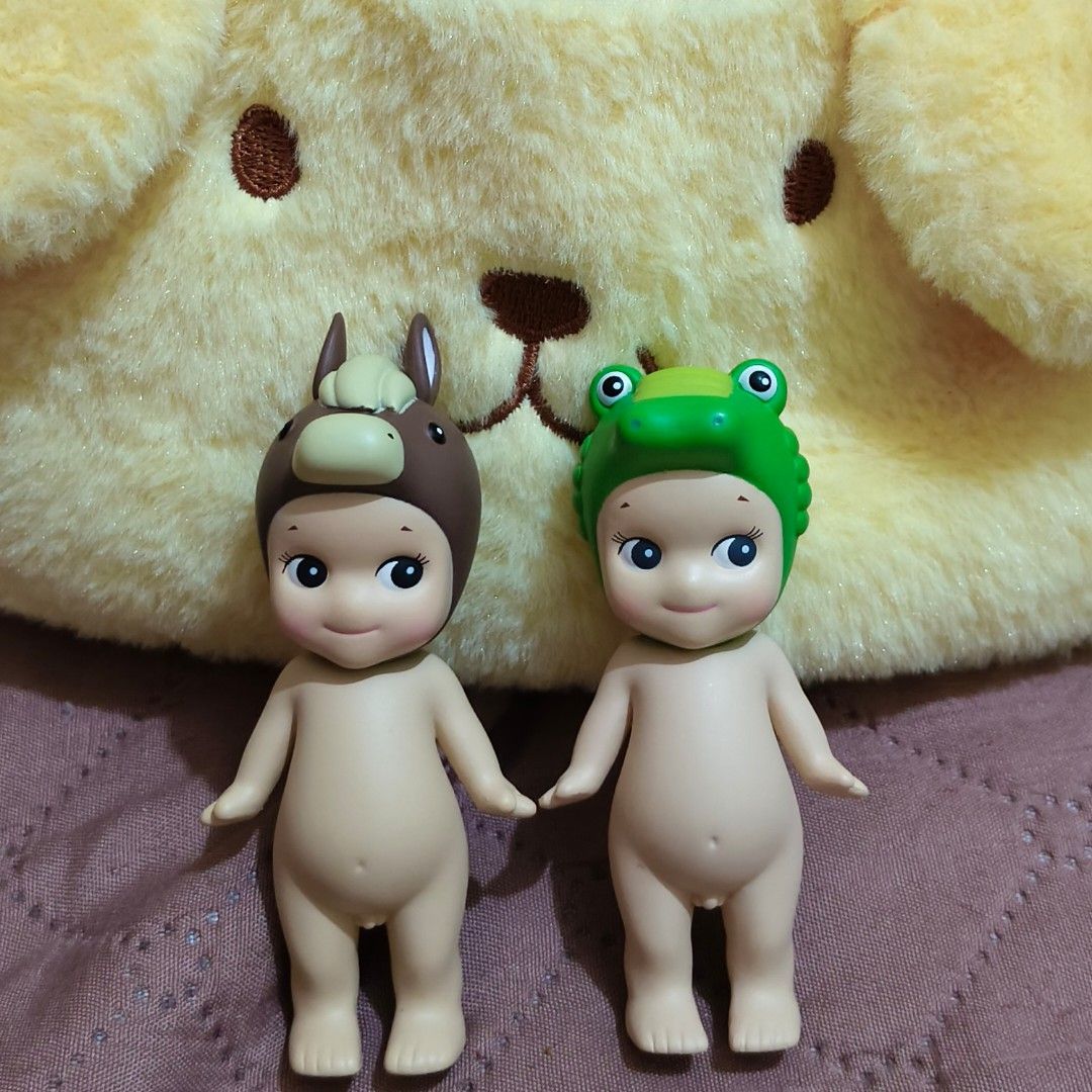 WTS / WTT | sonny angel bundle (Category: Designer & Blind Box Toys) located in Lucban. Submitted by cherieshe (Listing ID 1469870093, Image 1). Description: authentic sonny angels bundle ⊹ ࣪ ˖ ໒꒱ fresh pulls, both ₱500 because i bought it on the 🍊 app !!! hence why they are a bit pricey :')) crocodile animal v3 (2023) and horse animal v4 (2018) both have bnf + vv mint condi rft/rfs: not prio want if trade - any series or any pink regs! (pref mi