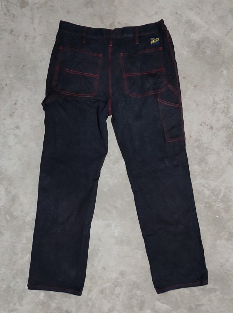 XLarge Black Denim Washed Carpenter Pants (Category: Jeans) located in Solano. Submitted by johnpaulsanmiguel (Listing ID 1469900852, Image 1). Description: Size 34 Waist 34-35 Length 40 Good excellent No issues need slightly wash lang nakuha sa bale 9.8/10 Authentic.