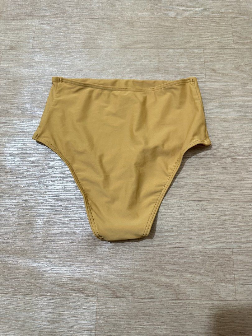 (XS) MATTEAU Highwaisted Bottom (Category: Bikinis & Swimsuits) located in Manila. Submitted by sunnyfloshop (Listing ID 1469919407, Image 3). Description: Brandnew 🍃XS .