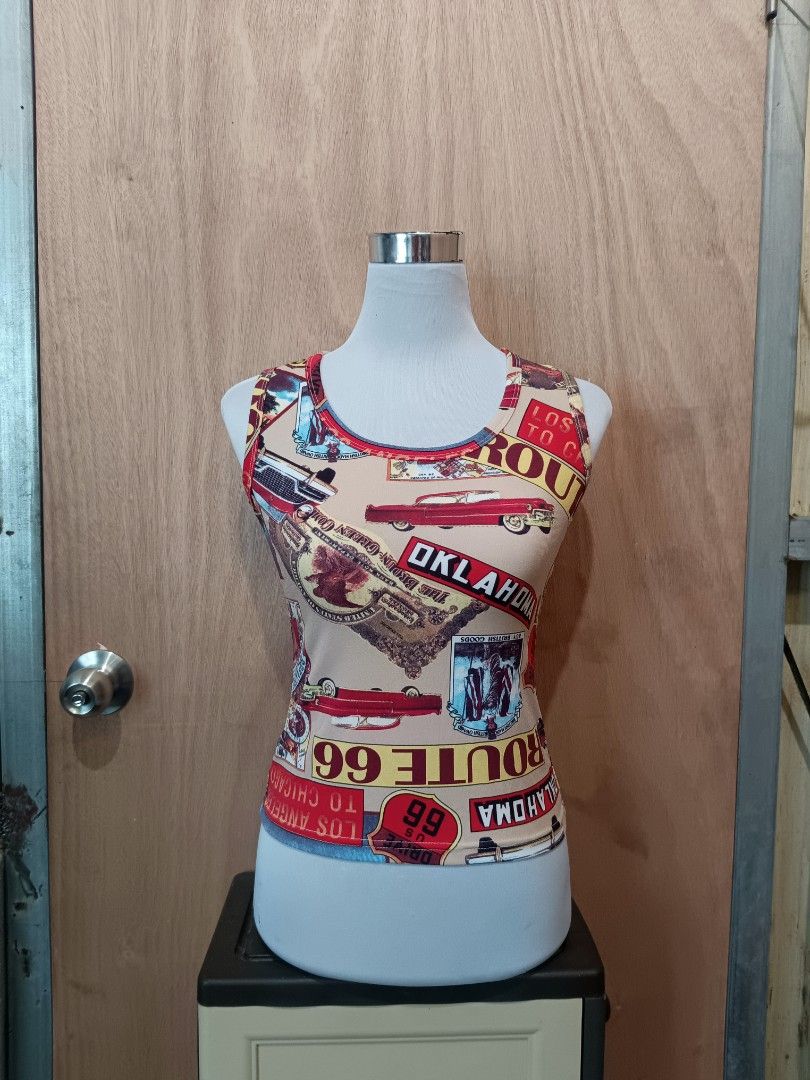 Y2k graphic top (Category: Sleeveless) located in Davao. Submitted by mln-boutique (Listing ID 1469793189, Image 1). Description: size - M good condition.
