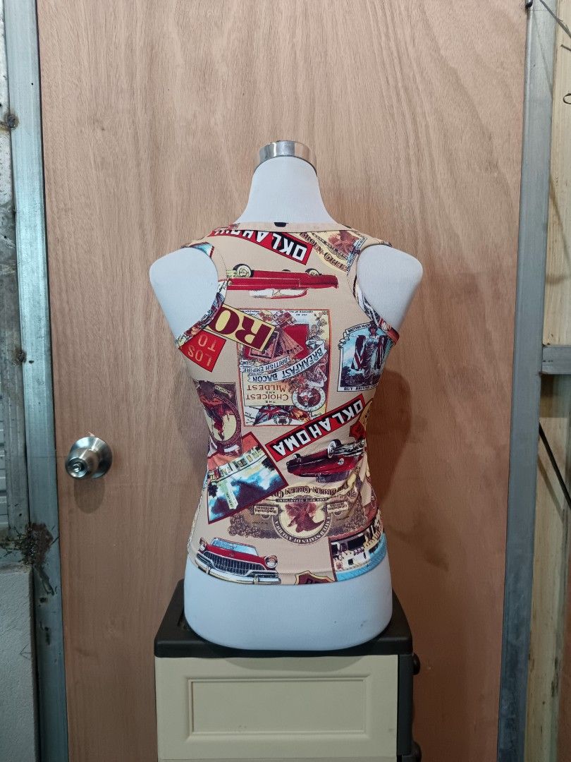Y2k graphic top (Category: Sleeveless) located in Davao. Submitted by mln-boutique (Listing ID 1469793189, Image 3). Description: size - M good condition.