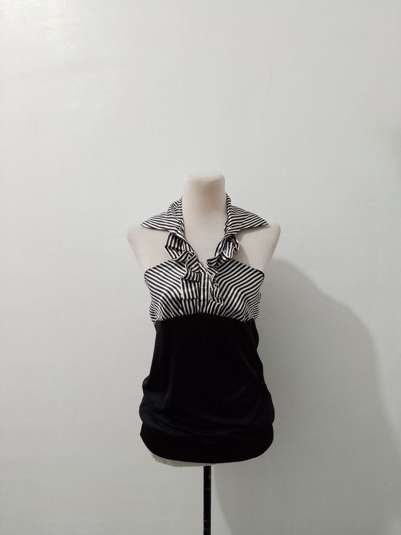 Y2k halter stripe top (Category: Others Tops) located in Cotabato. Submitted by winonasallure (Listing ID 1469944878, Image 2). Description: size:small-semi med.