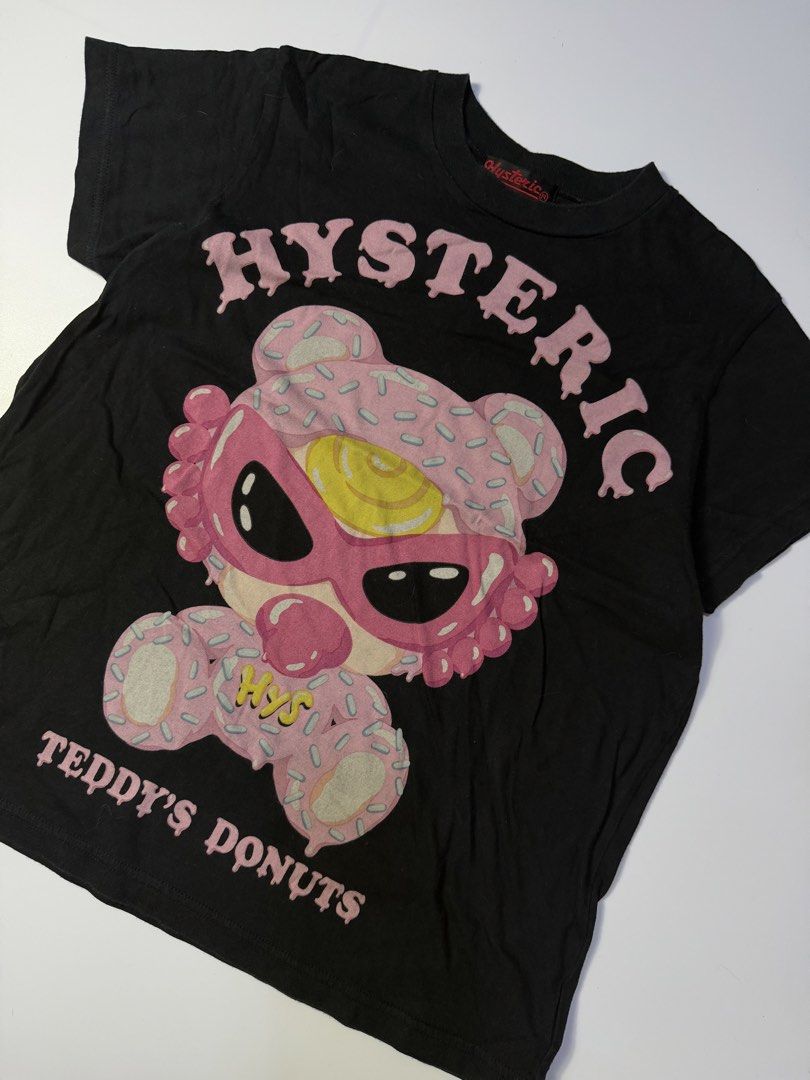 Y2k Hysteric glamour baby tee (Category: Shirts) located in Manila. Submitted by streetw1se.ph (Listing ID 1469760127, Image 2). Description: Hysteric Glamour Width:18 Length:22 Shoulder:14 Sleeve length:4 Hem:18.5 (Measured in inches) -No issue -Good condition .