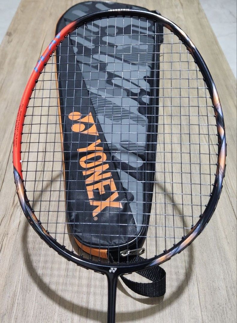 Yonex Astrox 77 Play badminton racket (Category: Racket and Ball Sports) located in Quezon City. Submitted by ninja.champion29 (Listing ID 1469786988, Image 1). Description: Yonex Astrox 77 Play 💯% Authentic/Genuine (Yours FOR FREE if not) Bought for P5,400 (with string) 9/10 condition Head heavy 4U-G5 Newly strung- Yonex BG 66 Titanium 27 lbs tension FREE bag/case RFS: need funds Quezon City Slightly nego for sure buyers.