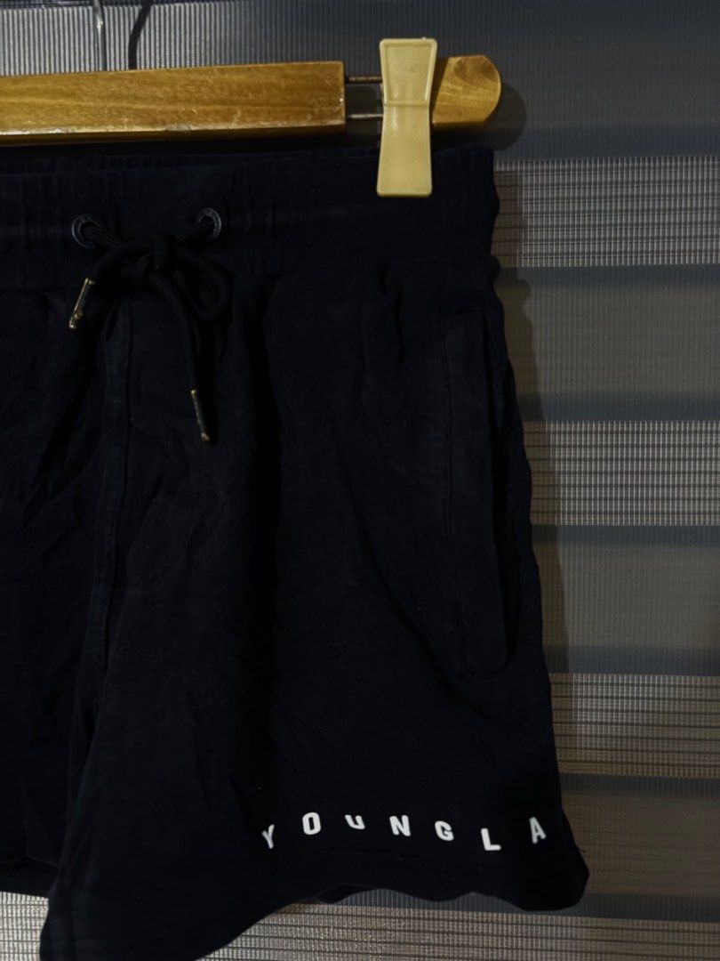 YoungLA Black Gym Shorts Size Medium (Category: Shorts) located in Las Pinas. Submitted by jaymar1999 (Listing ID 1469760466, Image 3). Description: YoungLA Black Gym Shorts Size Medium Size Medium Dimes L13xW26-30 No issue Excellent condition Price 699+Sf Location Manila Las Piñas .