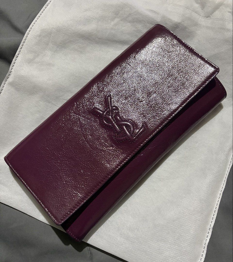 YSL Clutch (Category: Luxury Bags & Wallets) located in Pasig City. Submitted by fjrd_relovedluxury28 (Listing ID 1469824633, Image 1). Description: .