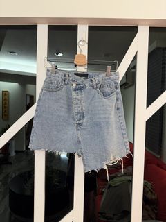 由 cooooer (刊登 ID 1469888639，圖片 1) 提交，位於 的 (類別：)，說明：。