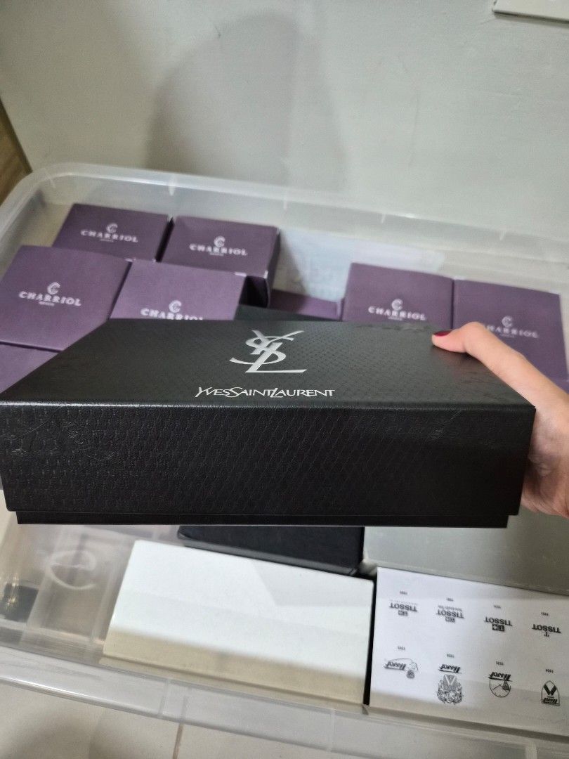 YSL Empty Box (Category: Accessory Holder, Box & Organizers) located in Paranaque City. Submitted by lovelife.312 (Listing ID 1469794891, Image 2). Description: ***PLEASE READ CAREFULLY *** - 1pc. Authentic Yves Saint Laurent (YSL) black Gift box - Made from sturdy, durable cardboard construction - Ideal for luxury gifting, replacement, or stylish organization and storage MAILING AND DELIVERY: - Meet up only SM City Sucat, Uptown Mall BGC and Aya