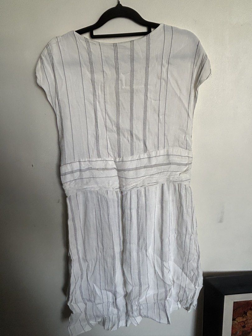 ZARA (Category: Dresses) located in Manila. Submitted by shaun_diaz (Listing ID 1469776137, Image 3). Description: .