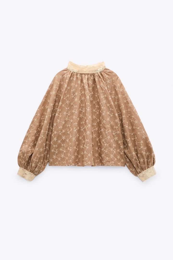 ZARA Blouse (Category: Others Tops) located in Cebu City. Submitted by _labelscebu (Listing ID 1469808385, Image 1). Description: Selling low.