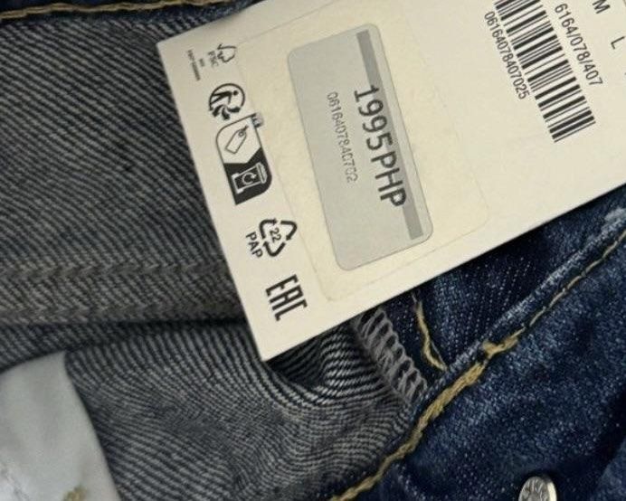 Zara Denim Skirt Size Medium (Category: Skirts) located in Quezon City. Submitted by cabs. (Listing ID 1469855150, Image 2). Description: Bought for P1995 before, used once only! Would rather keep than sell any lower Size MEDIUM on tag LAST PRICE POSTED.