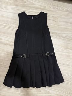 (Category: ) located in . Submitted by revolveisland (Listing ID 1469908938, Image 1). Description: .