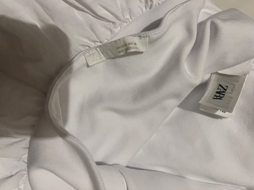 ZARA Mini Halter White Dress (Category: Dresses) located in Legazpi City. Submitted by ilysabby (Listing ID 1469924551, Image 3). Description: unused (washed only) good as new fits xs-s.
